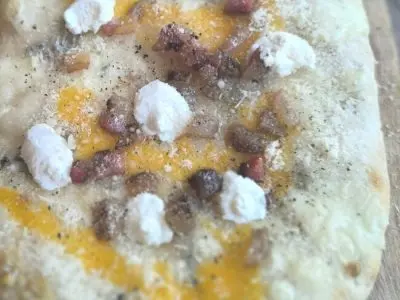 Pinsa carbonara originale