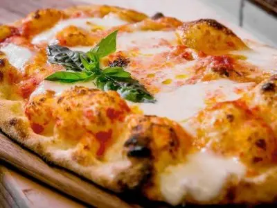 Pinsa margherita