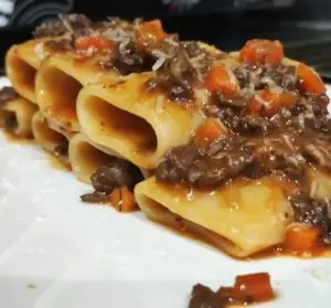 Paccheri al ragù